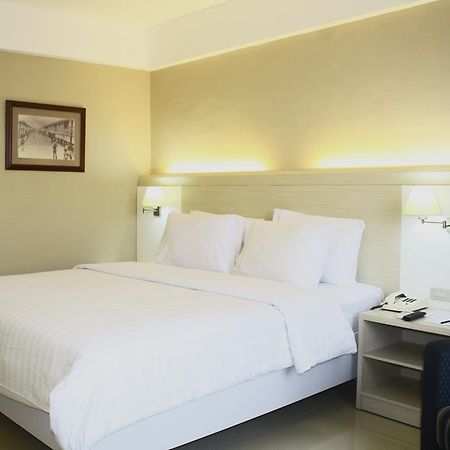 Hotel Sandjaja Palembang Ngoại thất bức ảnh