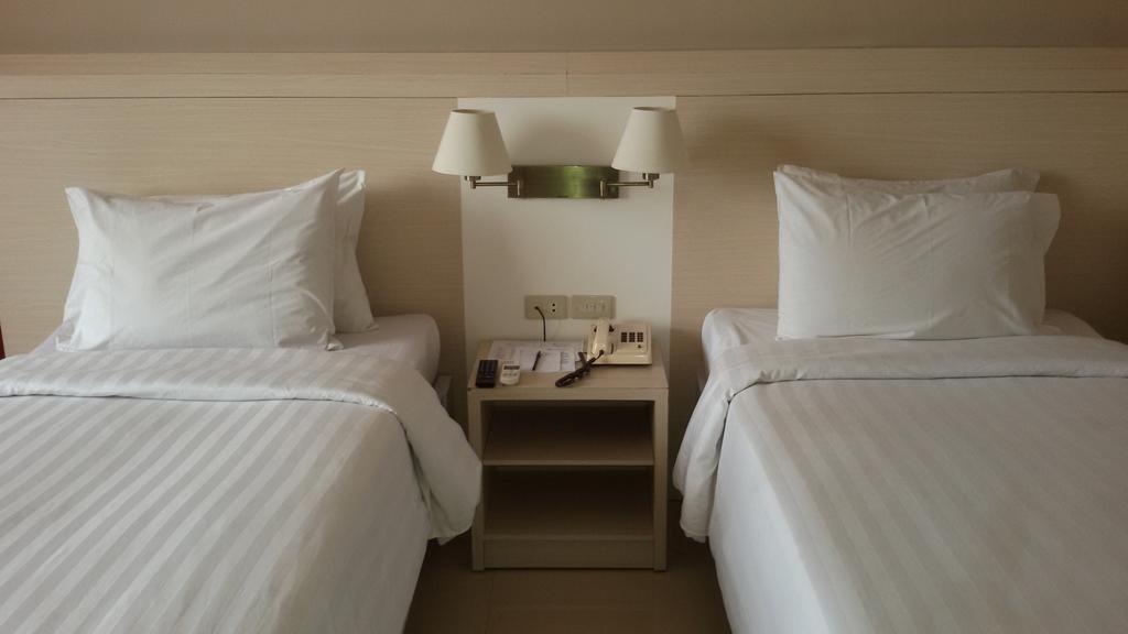 Hotel Sandjaja Palembang Ngoại thất bức ảnh