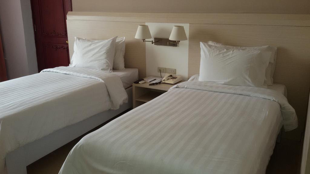 Hotel Sandjaja Palembang Ngoại thất bức ảnh
