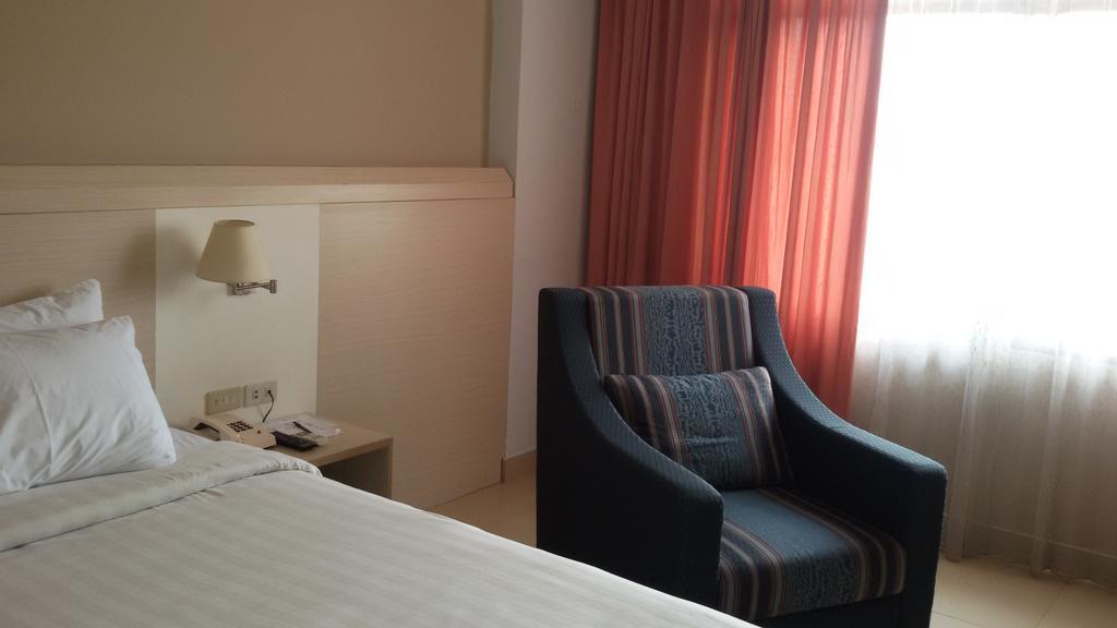 Hotel Sandjaja Palembang Ngoại thất bức ảnh