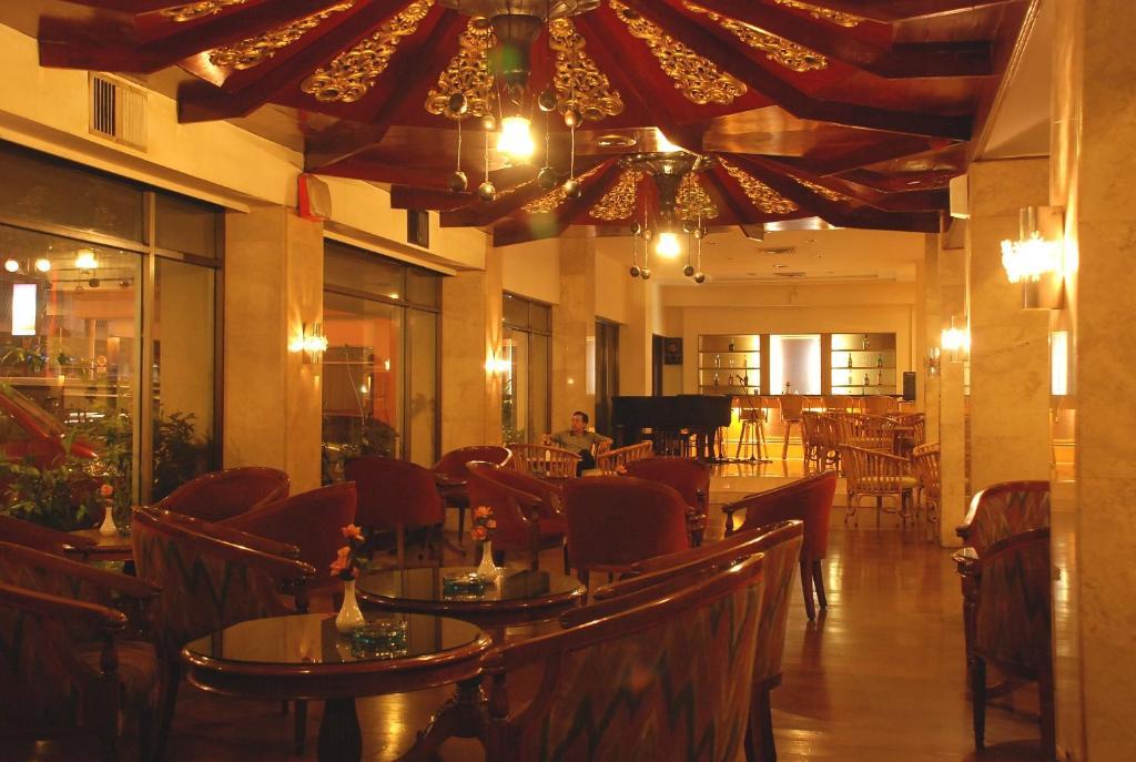 Hotel Sandjaja Palembang Ngoại thất bức ảnh